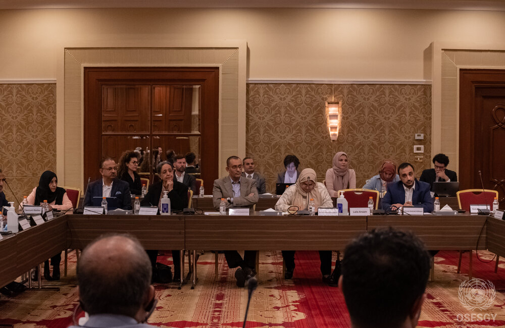23 أيار/مايو – خبراء يمنيون يشاركون المبعوث الخاص مشاوراته مع خبراء اقتصاديين يمنيين وأصحاب المصلحة الدوليين في عمان، الأردن. الصورة: OSESGY/ عبدالرحمن الزرقان
