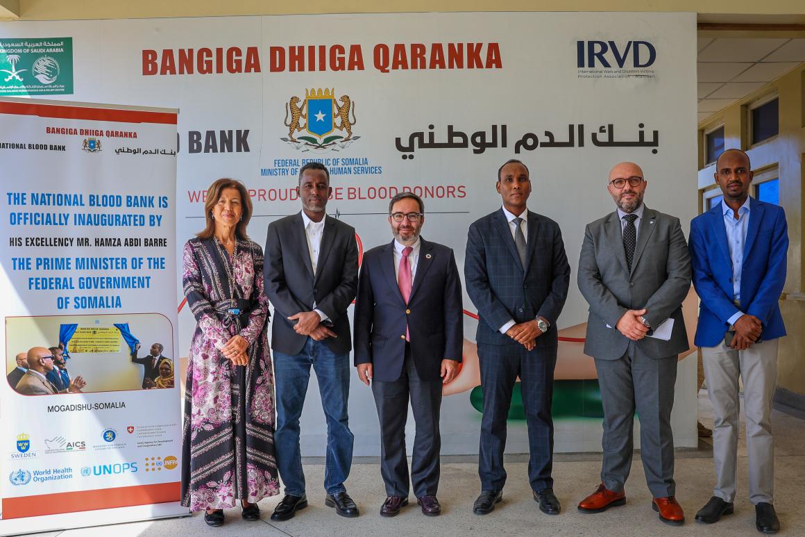 UNOPS chief at Somalia's National Blood Bank